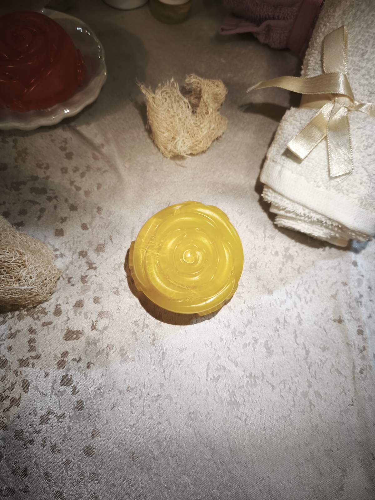 Φυσικό Σαπούνι με Λούφα – SLS Free - Citrus Aura 100gr - Harmony Life